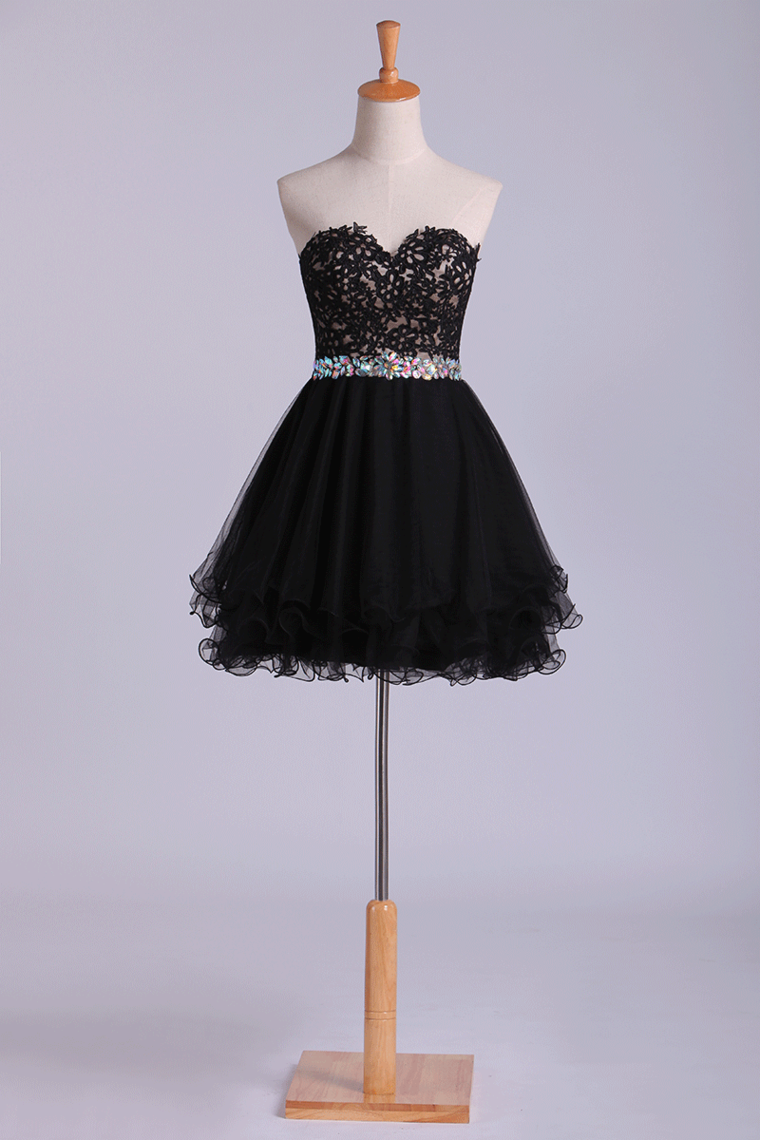 Sweetheart A Line Short Homecoming Dress With Applique