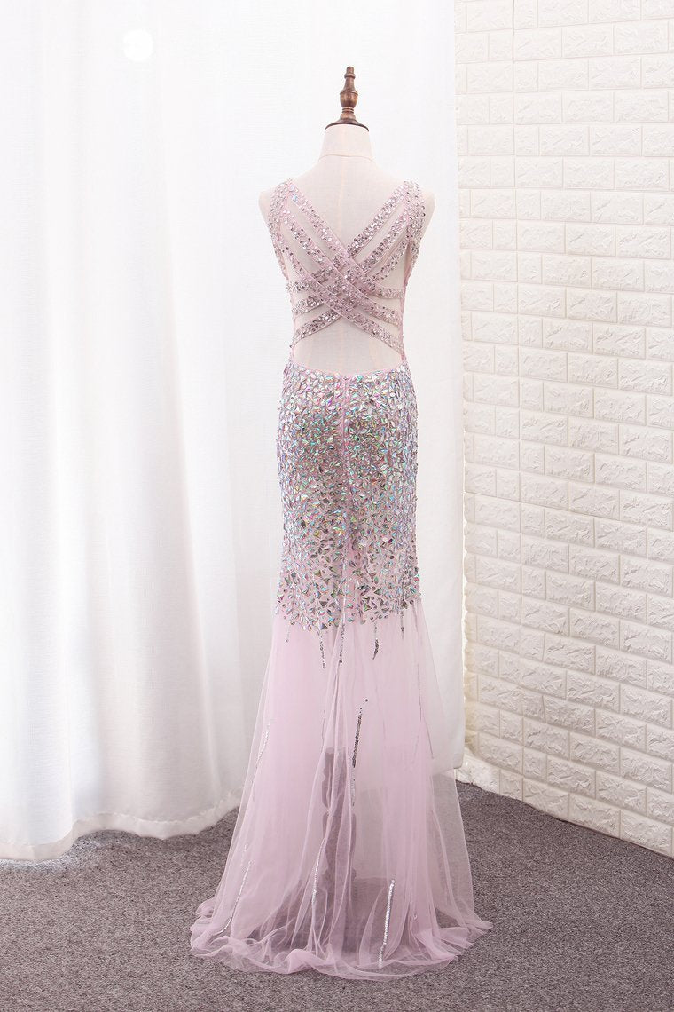 Tulle Mermaid V Neck Prom Dresses With Beading