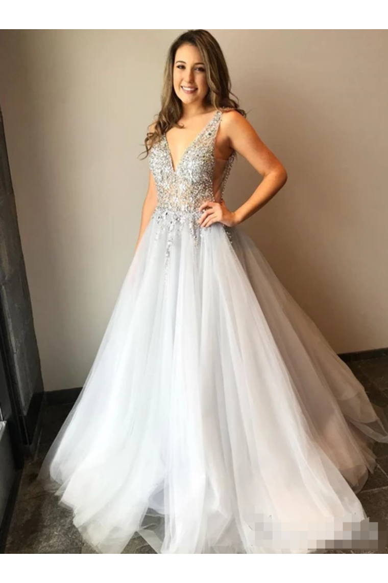Tulle V Neck Ball Gown With Re-Embroidered Lace Appliques Prom/Wedding
