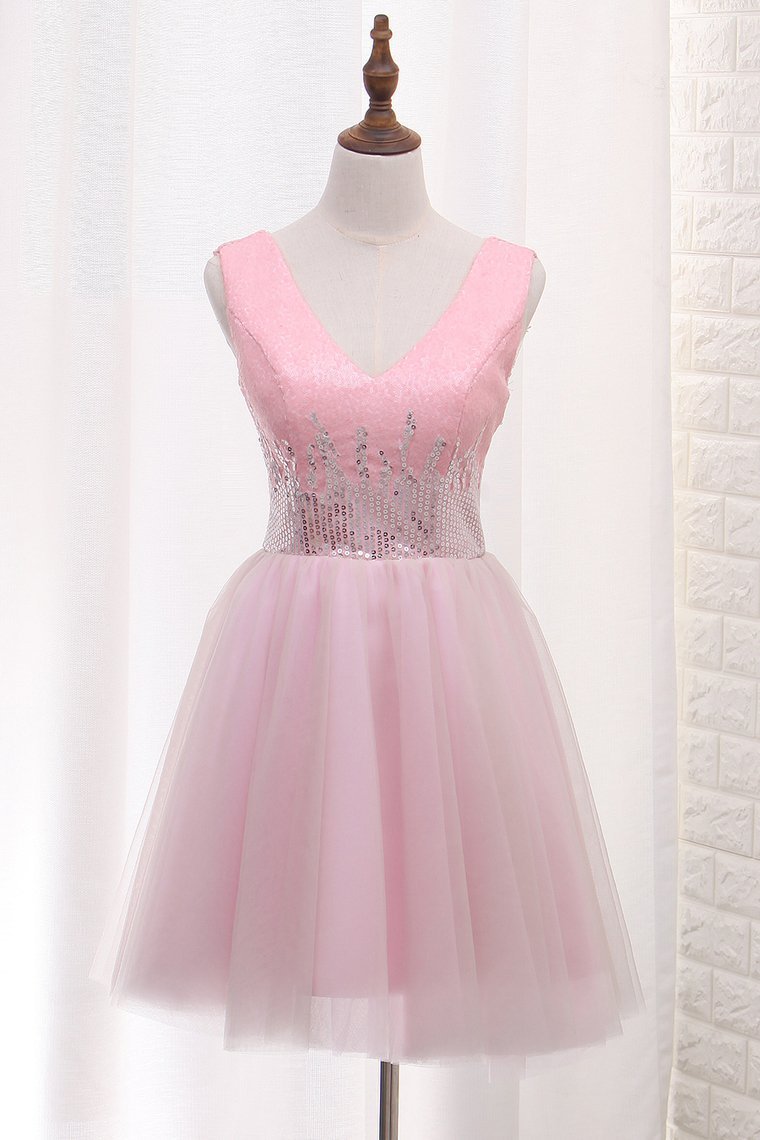 2024 V Neck Tulle A Line Homecoming Dresses Sequined Bodice