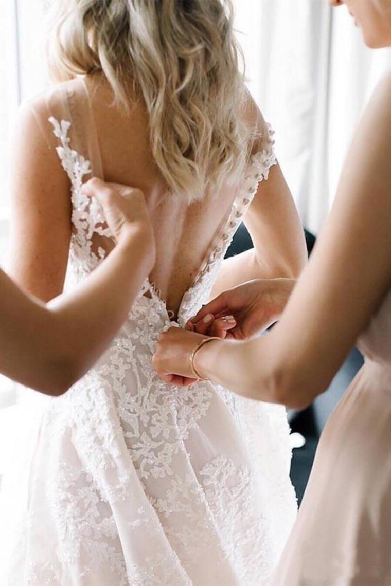 Classy Scoop Necking Ivroy Lace Modest Wedding Dresses Bridal