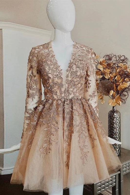 A-line V-neck Tulle Long Sleeves Short Prom Dresses With Appliques