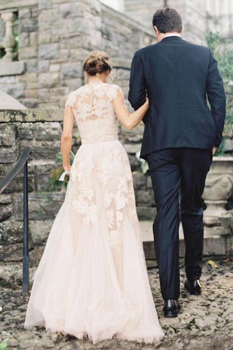 Elegant V-Neck Sleeveless Cap Sleeves Floor-Length Wedding Dress With STCPRQZPNT7
