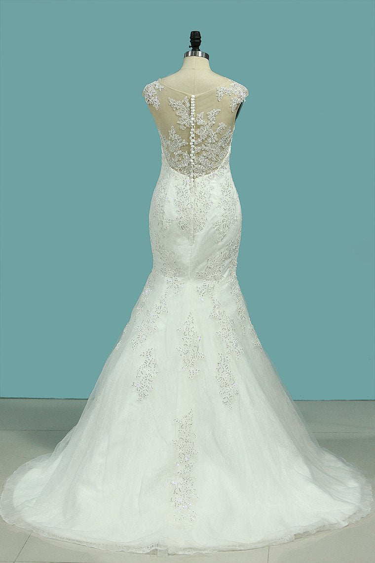 2024 Mermaid Wedding Dresses Tulle Scoop With Applique And Beads Court
