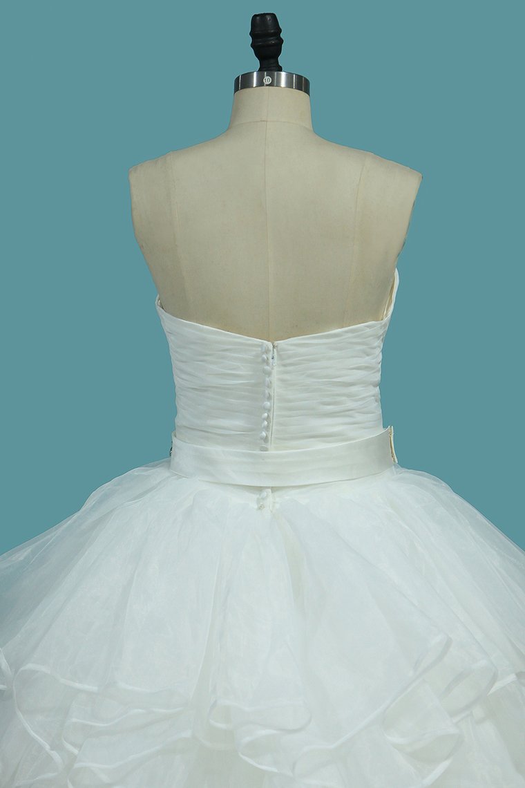 Organza A Line Sweetheart Bridal Dresses With Covered Button Court