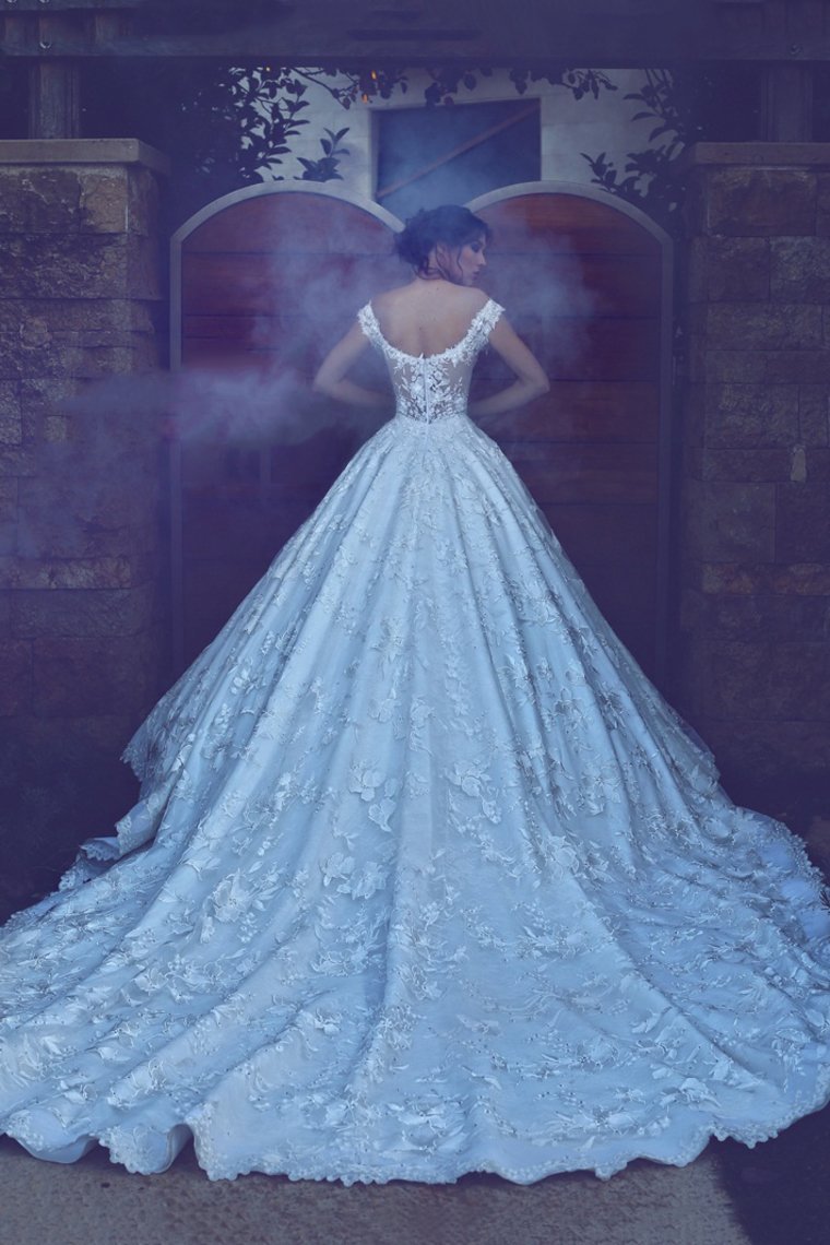 2024 Lace A Line Off The Shoulder Wedding Dresses With Applique Chapel