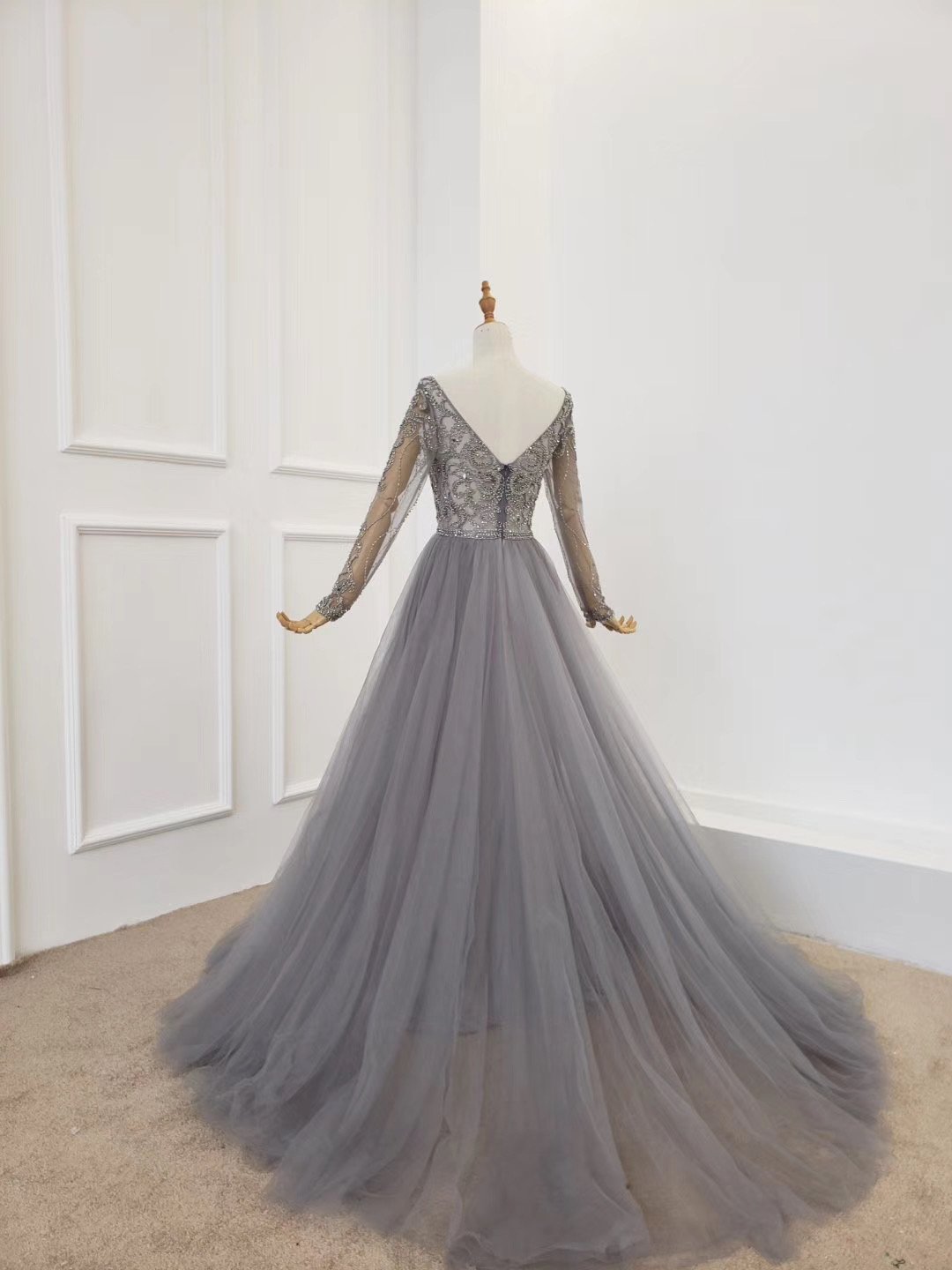 A Line Long Sleeves V Neck Gray Tulle Prom Dresses with Beading, Evening Dress STC15549