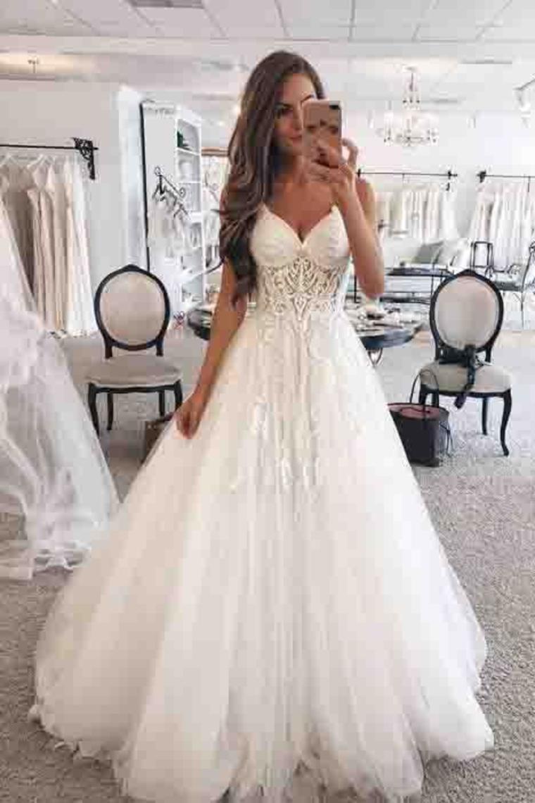 Elegant Floor Length Ivory Tulle Wedding Dresses Long Bridal