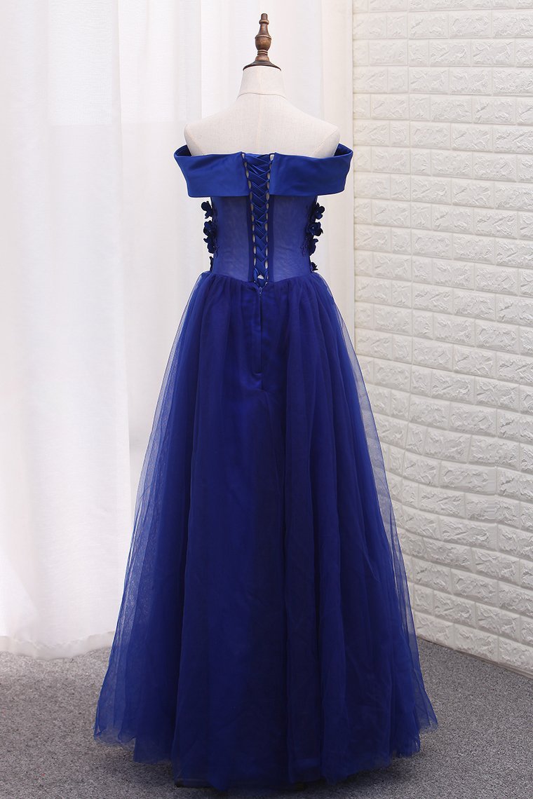 A Line Boat Neck Tulle Prom Dresses With Applique Floor