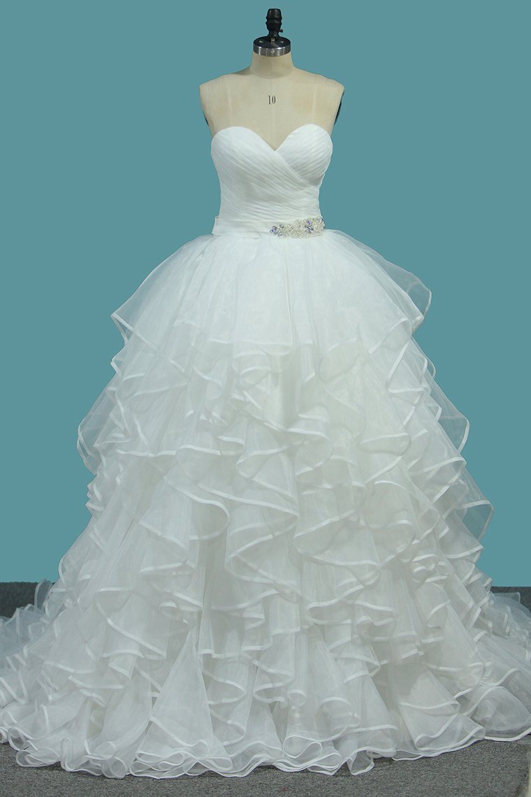 Organza A Line Sweetheart Bridal Dresses With Covered Button Court