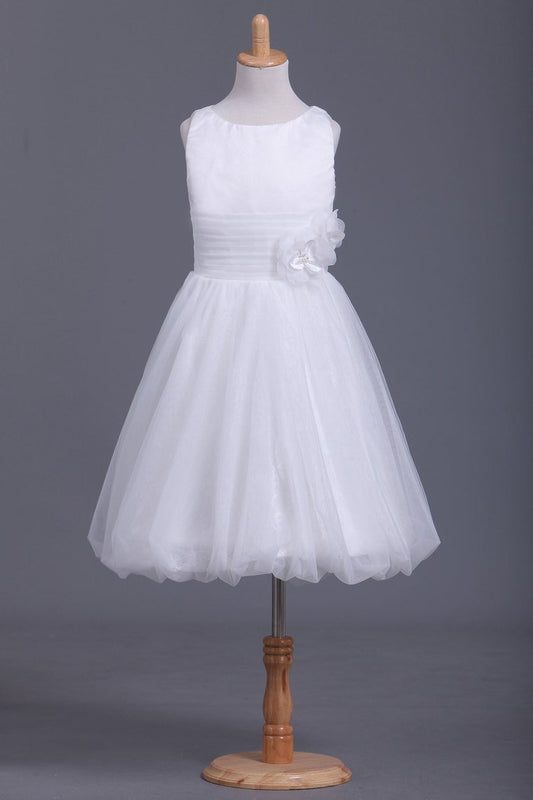 2024 Tulle Bateau A Line With Ruffles And Handmade Flower Flower Girl
