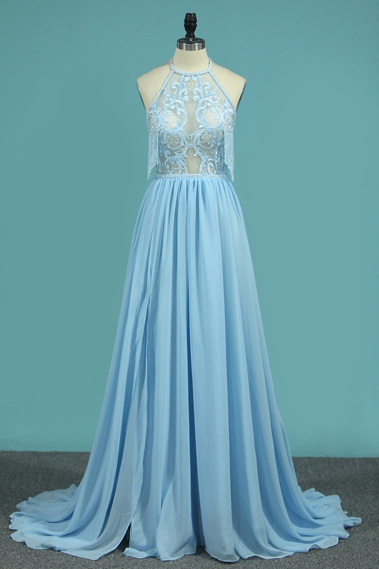 2024 A Line Chiffon Halter Prom Dresses With Applique And Slit Sweep