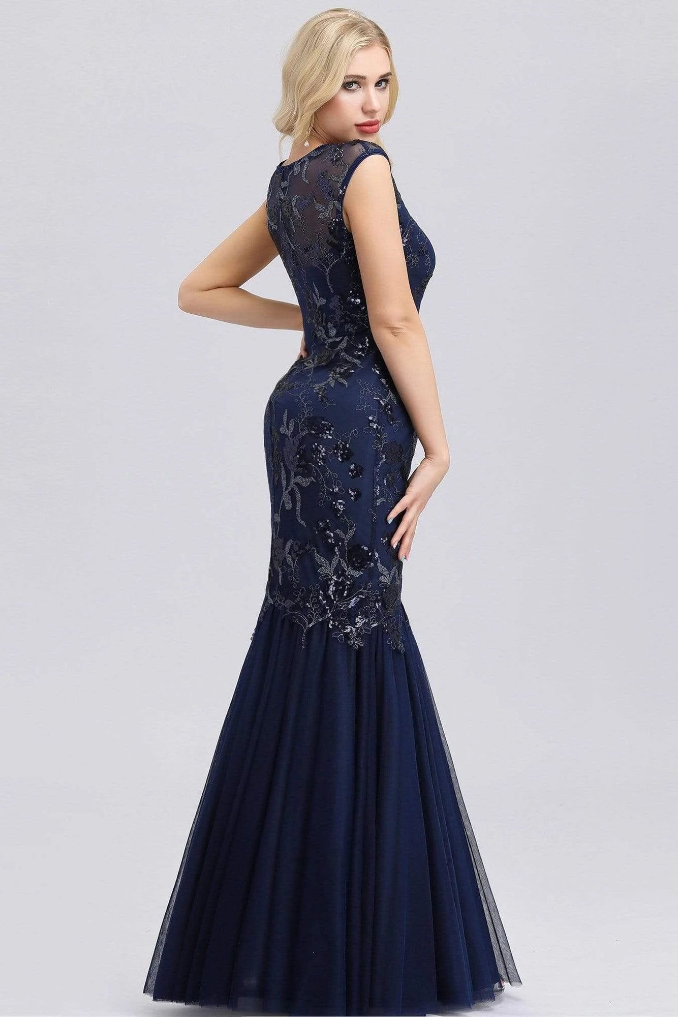 Elegant V-Neck Beaded Bodycon Mermaid Prom Dresses Straps Evening Gowns STC15215