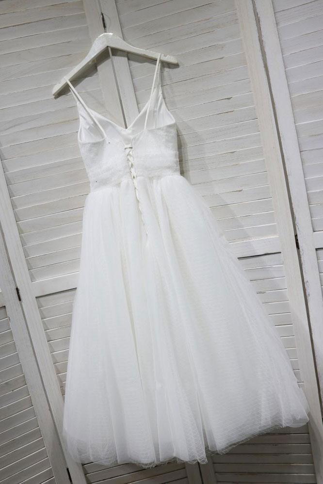 A Line Spaghetti Straps White Lace up Tulle V Neck Short Prom Dress Homecoming Dress