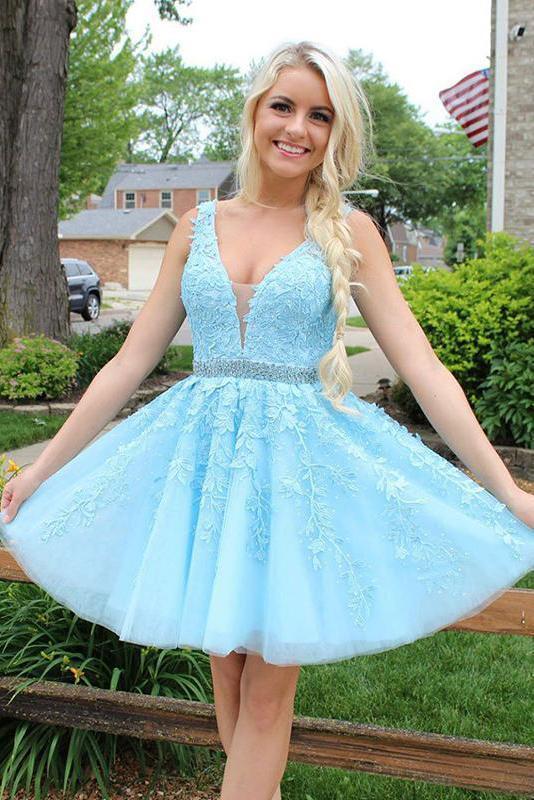 Blue Tulle Lace Appliques Short Prom Dress Beads Open Back Homecoming Dresses