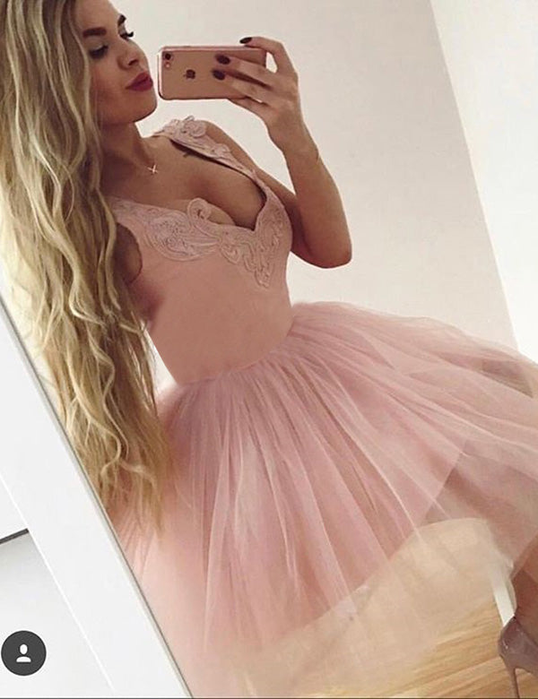 Pink Tulle Sleeveless Appliques Short Homecoming Dresses