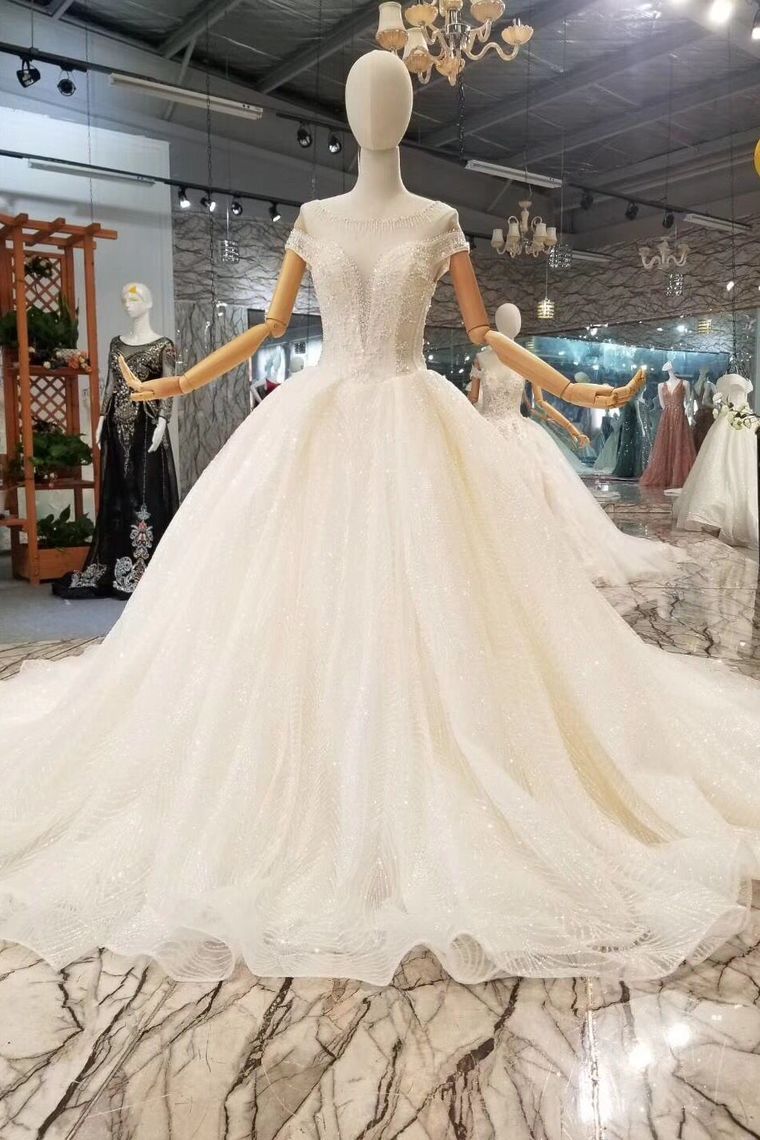 2024 Luxury Wedding Dresses V-Neck Ball Gown Chapel