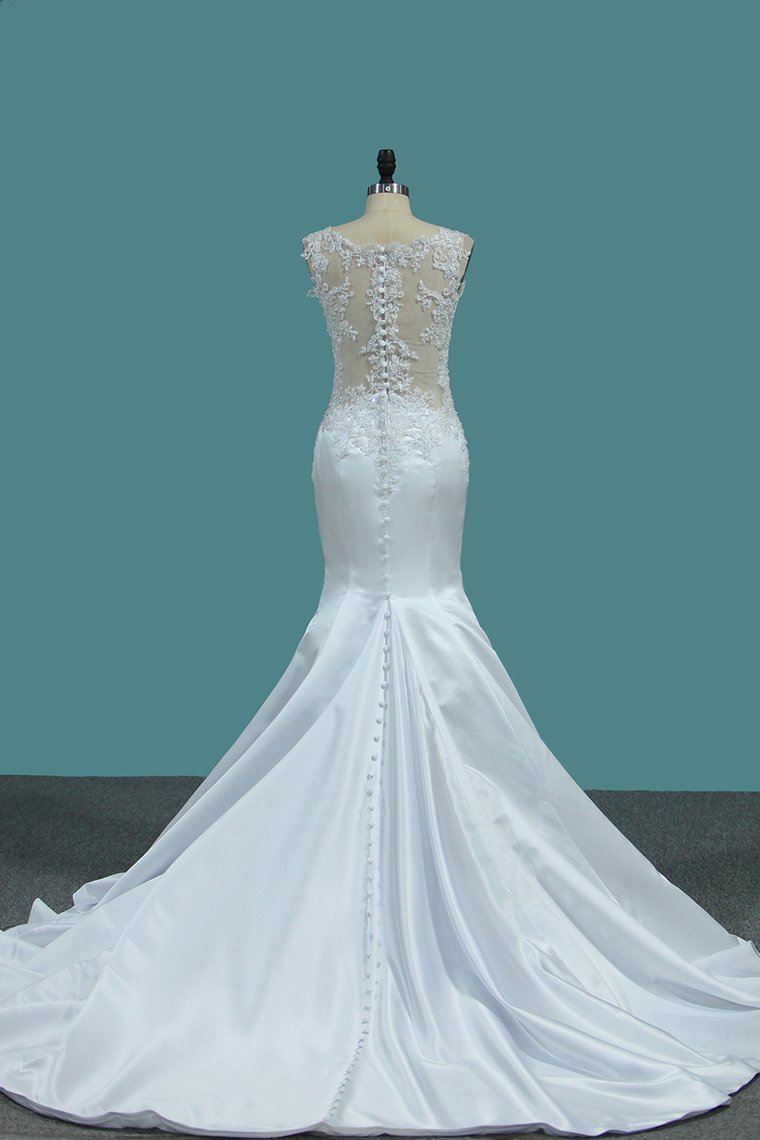 Mermaid Satin V Neck Wedding Dresses With Beads And