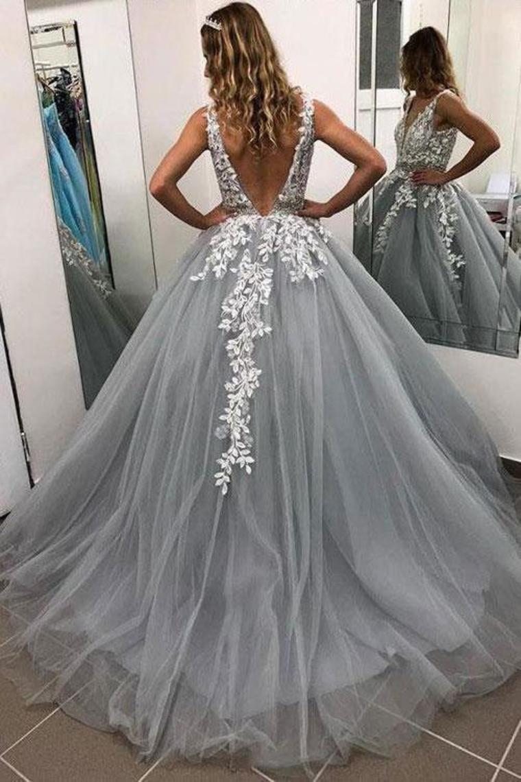 2024 Prom Dress Tulle A-Line V-Neck Sweep Train With