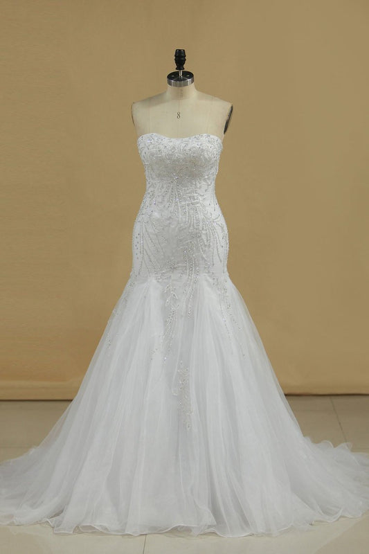 2024 Mermaid Wedding Dresses Strapless Tulle With Beads And Embroidery Court