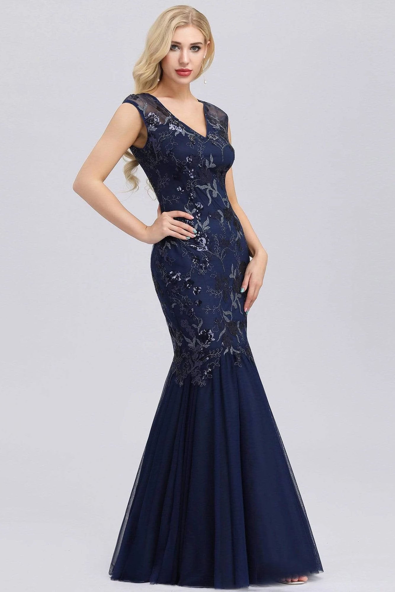 Elegant V-Neck Beaded Bodycon Mermaid Prom Dresses Straps Evening Gowns STC15215
