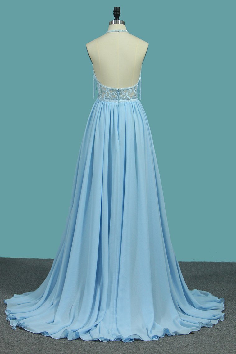 2024 A Line Chiffon Halter Prom Dresses With Applique And Slit Sweep