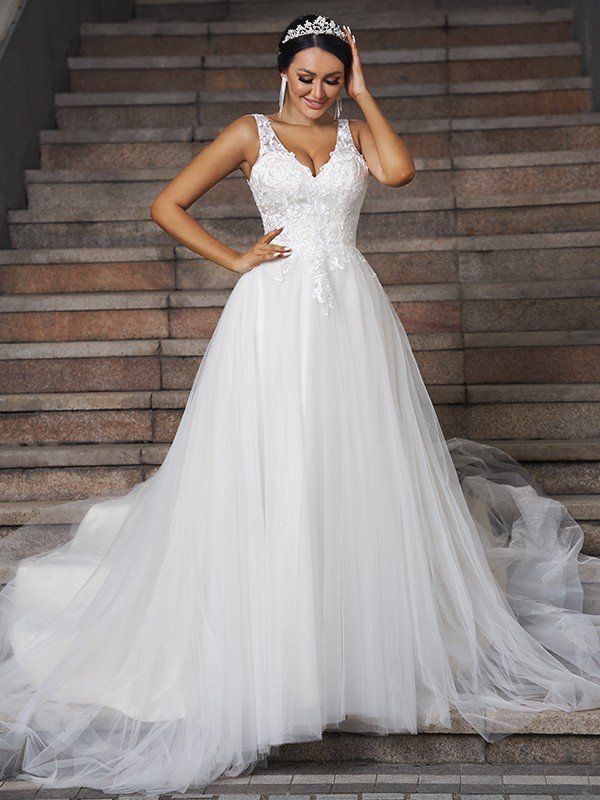A-Line/Princess Tulle Applique V-neck Sleeveless Court Train Wedding Dresses TPP0005983