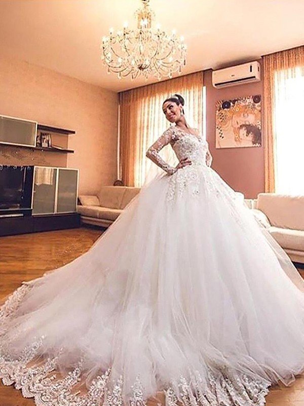 Ball Gown Long Sleeves Tulle V-neck Court Train Wedding Dresses TPP0006102