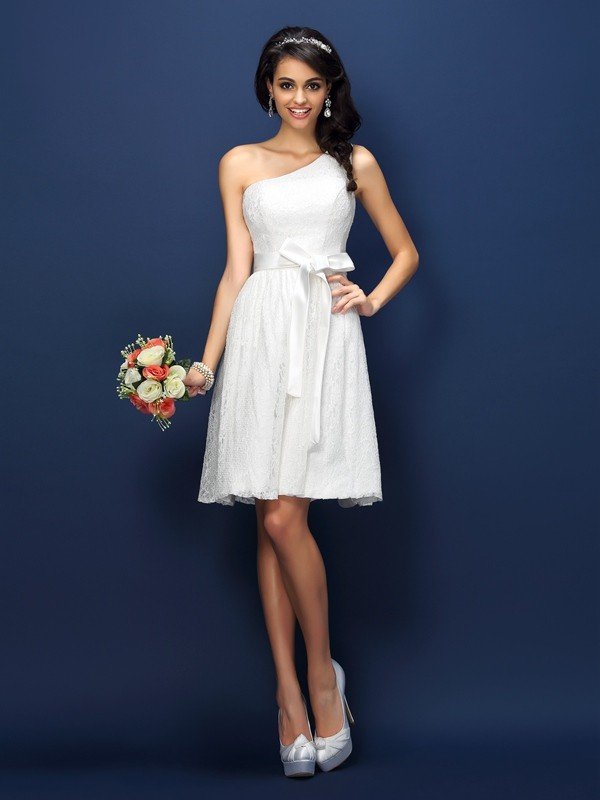 A-Line/Princess One-Shoulder Lace Sleeveless Short Lace Bridesmaid Dresses TPP0005755
