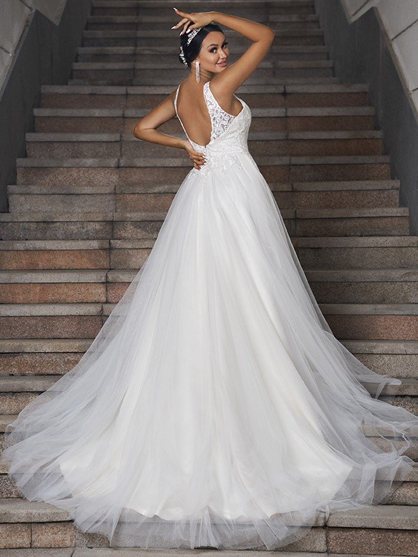 A-Line/Princess Tulle Applique V-neck Sleeveless Court Train Wedding Dresses TPP0005983