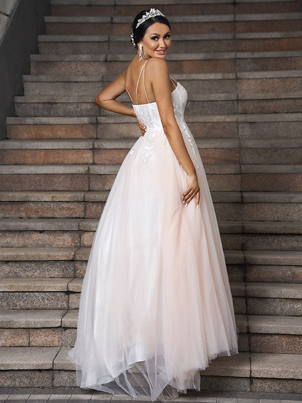 A-Line/Princess Tulle Applique Sweetheart Sleeveless Sweep/Brush Train Wedding Dresses TPP0006507