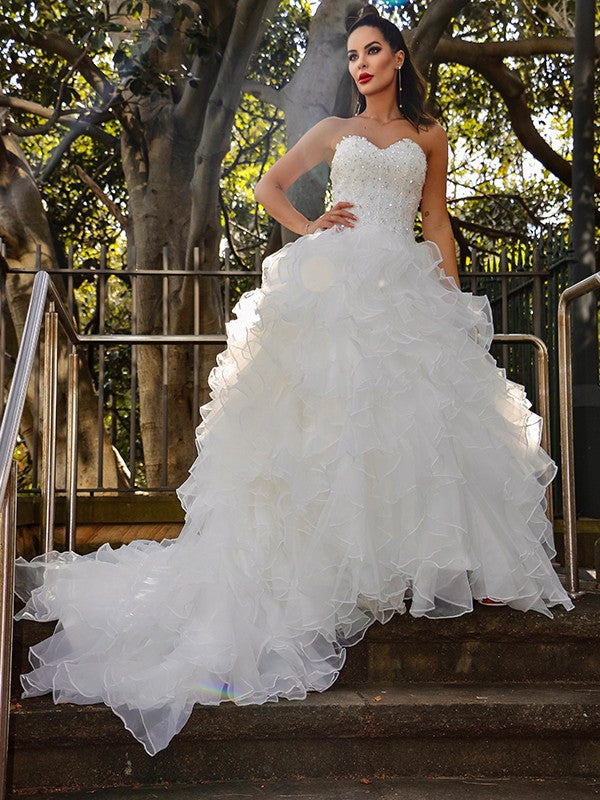 Ball Gown Organza Sleeveless Sequin Sweetheart Chapel Train Wedding Dresses TPP0005938