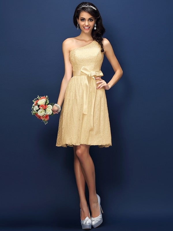 A-Line/Princess One-Shoulder Lace Sleeveless Short Lace Bridesmaid Dresses TPP0005755